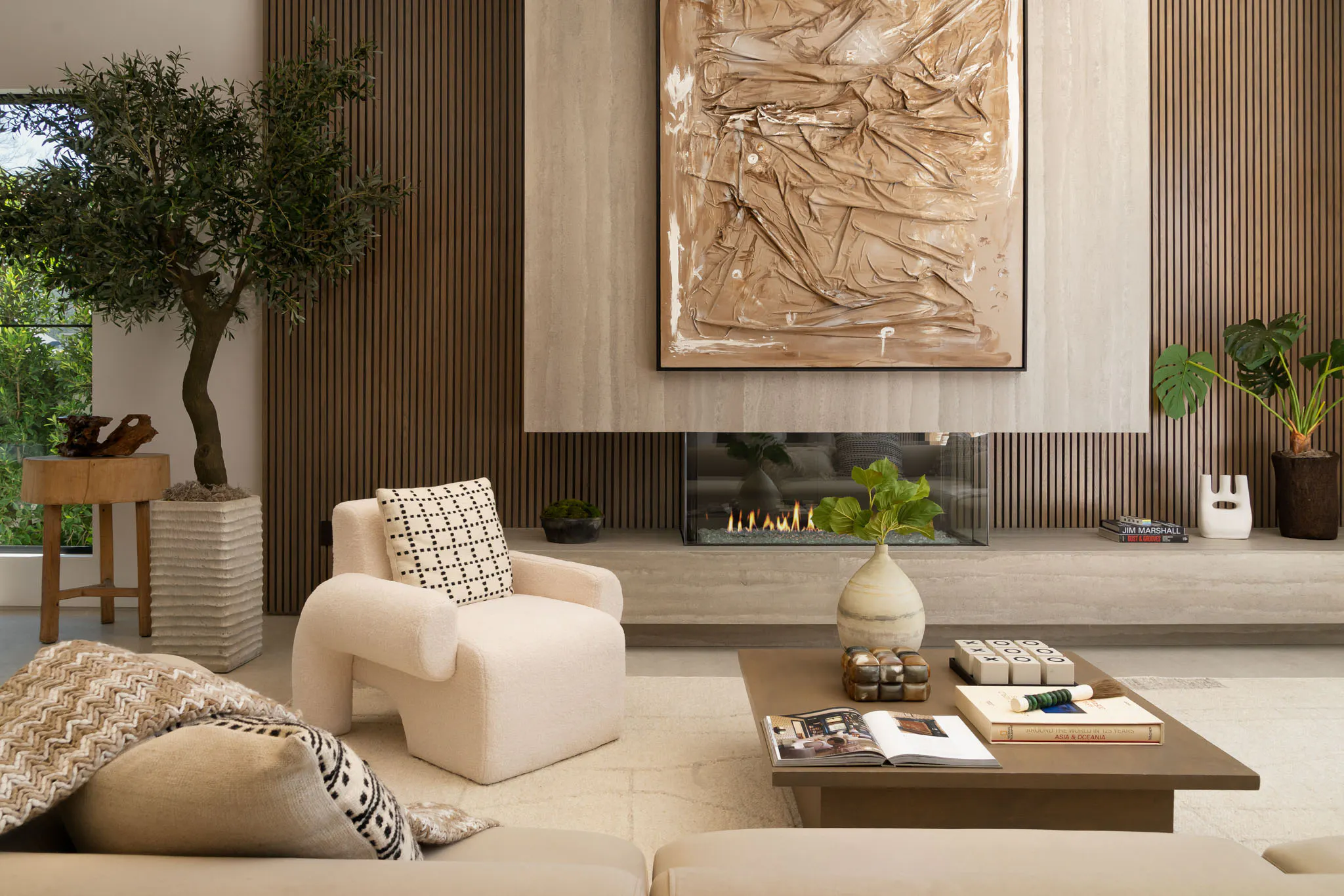 Meridith-Baer-Home-Home-Staging-Luxury-Homes-Kings-Modern-Retreat-Living-Room